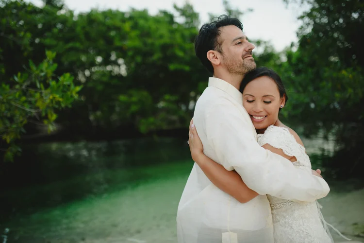+ Angeline & Alejandro- Cancun Destination Wedding